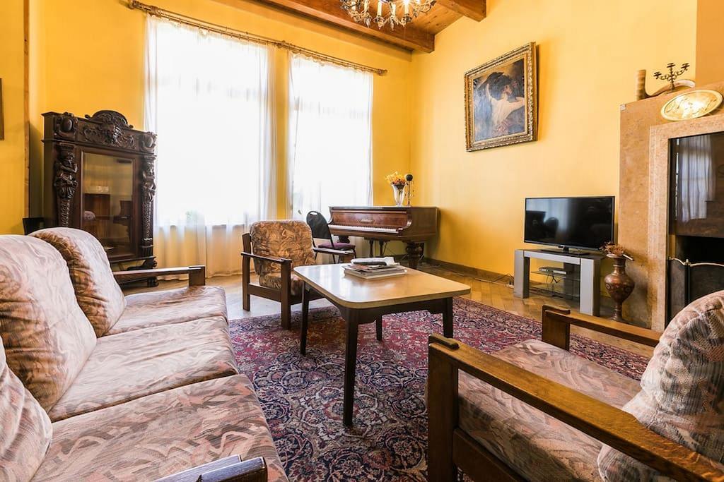 Hotel Royal Tbilisi Exteriör bild